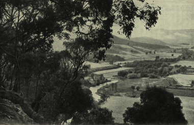 Photograph - black and white, Jamieson Valley: Broad alluvial flats of recent geological formation: Silurian and Devonian Ranges in background