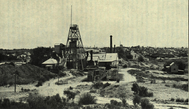Photograph - black and white, New Red, White and Blue Consolidated Mine, Bendigo