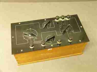 Object, Variable Resistance Box