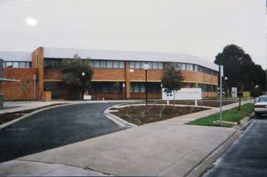 Photograph - Photograph - Colour, University of Ballarat Horsham Campus, 1999, 26/08/1999