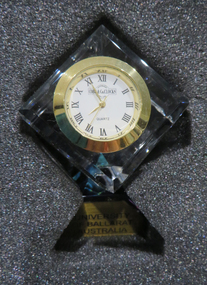 Object, Cobb ad Co. Clocks Oty Ltd, University of Ballarat Crystal Cube Clock, c2015