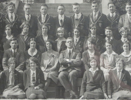 Students in Ballarat Teachers' College blazers