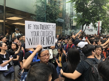 Photograph - Colour, Jarrod Watt, Street Protests in Hong Kong against proposed extradition laws, 2019, 17/06/2019