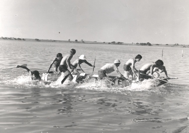 Photograph - Photograph - Black and White, Ballarat School of Mines Boat race, Lake Burrumbeet, 1971, 08/04/1971