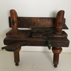 Object - Tool, King & Peach, Hull Wooden Plane