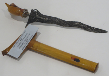 Object, Kris sword/knife and sheath, 2005