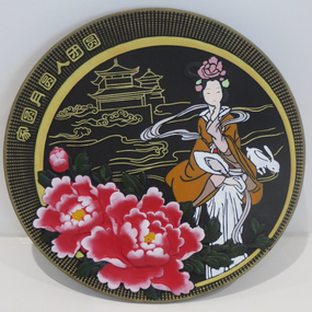 Object - Plate, Asian plate with Lady and flowers