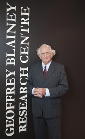 Photograph, Geoffrey Blainey at the opening of the Geoffrey Blainey Research Centre, 2009, 20/08/2009
