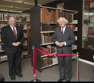 Photograph, Geoffrey Blainey at the opening of the Geoffrey Blainey Research Centre, 2009, 20/08/2009