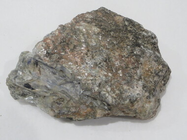 Rocks, Kyanite