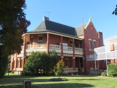 Photograph, St Patrick's Cathedral Presbytery, Ballarat, 2020, 13/04/2020