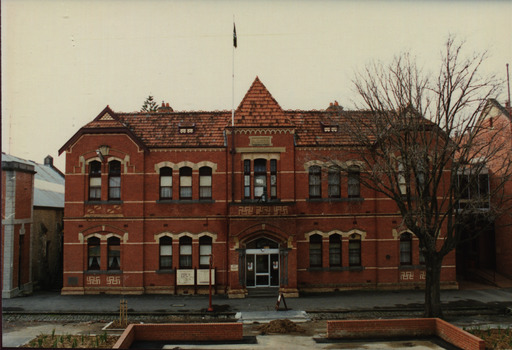 Ballarat School of Mines building on Lydiard Street South