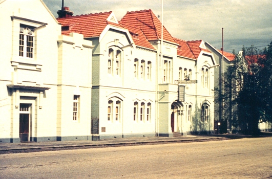 double storeyed brick buidling