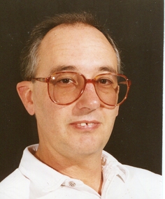 Photograph, Univesity of Ballarat Mt Helen Campus Library Staffmember Paul Reynolds, c1995