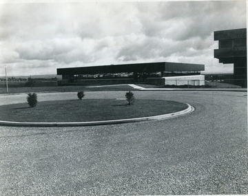 Photograph, Gippsland Campus, 1980s