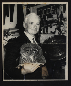 Photograph - portrait, Gladstone Procter, 1963