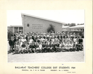 Photograph, Harvey Photo, Ballarat Teachers' College Exit Students, 1964