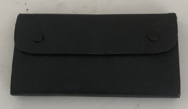 Closed drawing set used by Albert Sutton