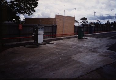 Photograph - Photograph - Colour, VIOSH: Visit to BP Depot / Colliery - Signs, Equipment, Facilities; Wollongong, 1996
