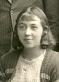 Article - Article - Women, Ballarat Technical Art School: Women of Note;  Nornie Gude, Artist, (1915 - 2002)