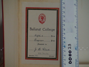 Book, Sampson Low, Marston Co., & Ltd, The splendid book of locomotives, [undated]