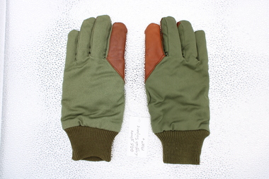 English Sniper Gloves >1960, English Sniper Gloves, > 1960's
