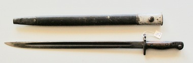 Lithgow 1907 Bayonet and scabbard, Lithgow 1907 Bayonet and scabbard no serial number discerable