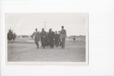 Photograph Lara R.S.L. Sub Branch Anzac Day March 1948, 1948