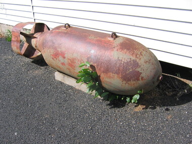 2000 lb Bomb