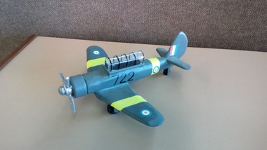 Model Wirraway 722
