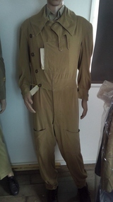 Summer flying suit, boots, leather helmut and goggles