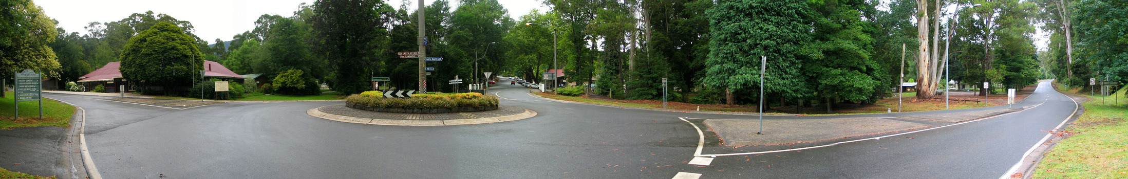 Shows Murchison Street in Marysville in Victoria. Shows the view looking up Murchison Street from the roundabout at the corner with the Marysville-Buxton Road. In the left of the photograph is The Crossways Hotel.