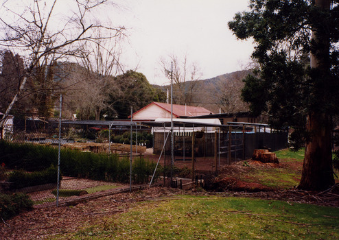 Shows the rear view of Magic Creek Nursery in Marysville in Victoria.