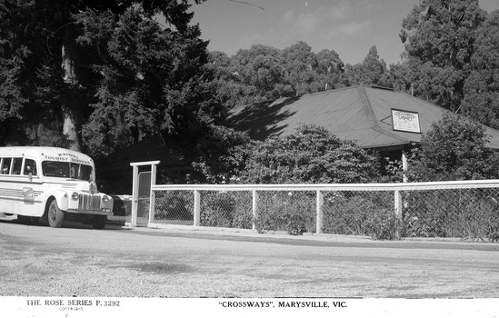 A digital copy of a black and white postcard of The Crossways in Marysville produced by the Rose Stereograph Company.