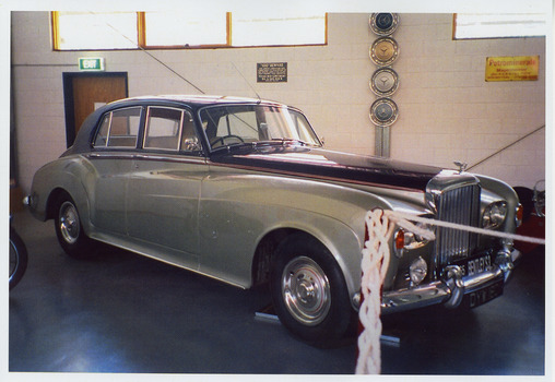 Shows a Roll Royce car that was housed in The Marysville Museum in Marysville in Victoria.