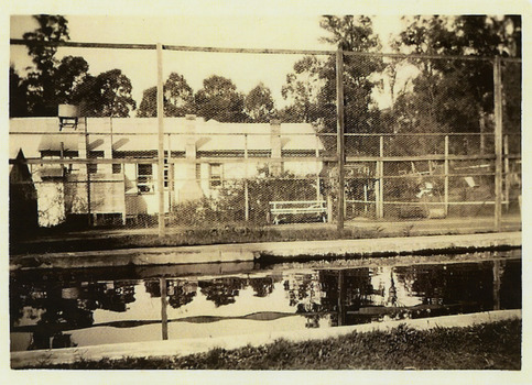 A black and white photograph of the swimming pool at Roseleigh guest house in Marysville.