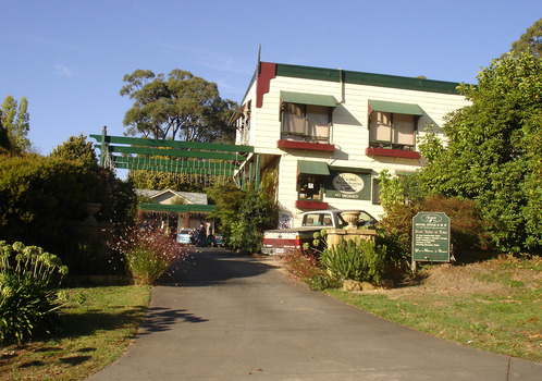 A colour photograph of the Scenic B&B in Marysville.