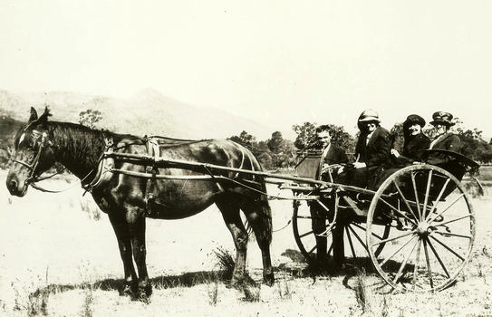 A digital copy of a black and white photograph of Dick and Louise Batchelor and guests. The Batchelor Family owned and operated Taggerty House near Taggerty in Victoria.