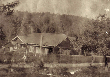 A copy of a black and white photograph of The Bungalow in Marysville. The Bungalow was built in 1917 by the Cuzens Bros. Builders for Frederick and Vera Barton.