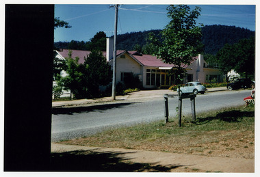 A colour photograph of the Cumberland guest house in Marysville. The photograph was taken in the late 1950s to early 1960s.