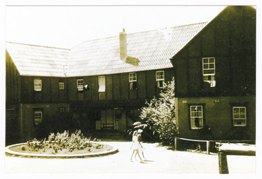 A copy of a black and white photograph of Mary-Lyn Guest House in Marysville. Mary Lyn was a part of the Mary Chain of guest houses built by Eric Dowdle in the Depression years. The original photograph was taken in January 1940.