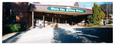 A colour photograph of Mary Lyn Holiday Resort in Marysville. Mary Lyn was a part of the Mary Chain of guest houses built by Eric Dowdle during the Depression years. The photograph is of the front of the main building and was taken in September 2002.