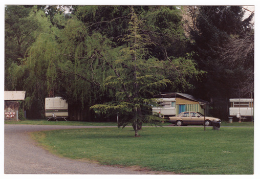 A colour photograph taken at the Marysville Caravan Park.