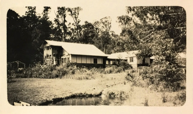 A digital copy of a black and white photograph of Wych Cross guest house in Marysville. Wych Cross guest house was one of the 12 main guest houses in Marysville and was originally built in 1919.