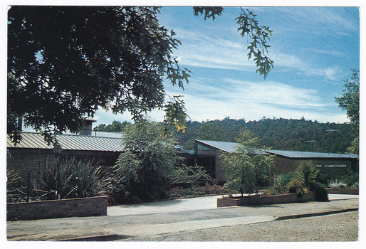 A colour postcard from The Cumberland guest house in Marysville.