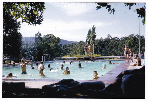 A colour photograph of the swimming pool at The Cumberland guest house in Marysville.