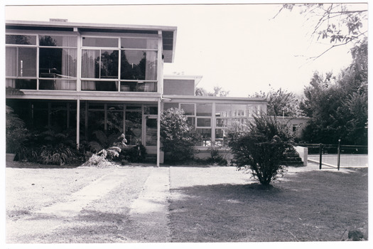 A black and white photograph of the Marysville Hotel in Marysville.