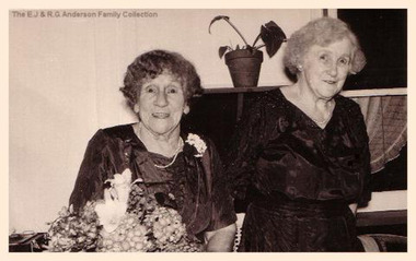 A digital copy of a black and white photograph of Elsie Bolam and Lesley MacGowan. Lesley MacGowan was the lifelong companion of Elsie Bolam. Elsie owned the original Kerami Guesthouse from 1919 until the end of the 1920s.