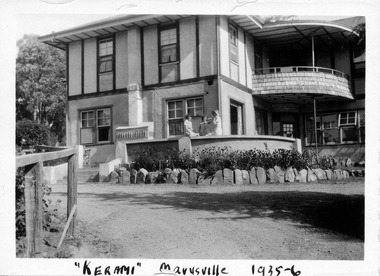 A copy of a black and white photograph of Kerami guest house in Marysville. The original photograph was taken in 1935-1936.