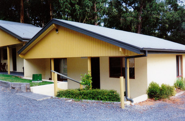 A digital copy of a colour photograph of the one of the accommodation buildings at Kerami Gardens Resort in Marysville. The original photograph was taken in 2008.